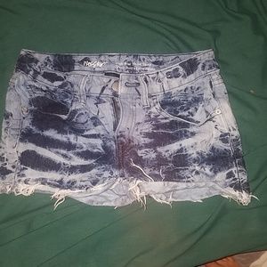 High waist denim shorts